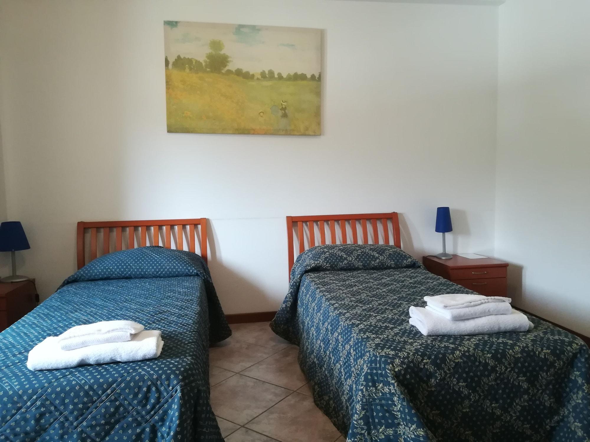 Hotel Azzurro LʼAquila Dış mekan fotoğraf