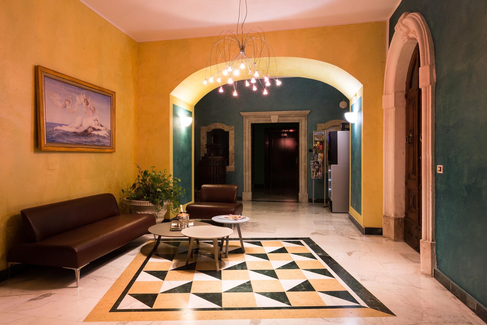 Hotel Azzurro LʼAquila Dış mekan fotoğraf