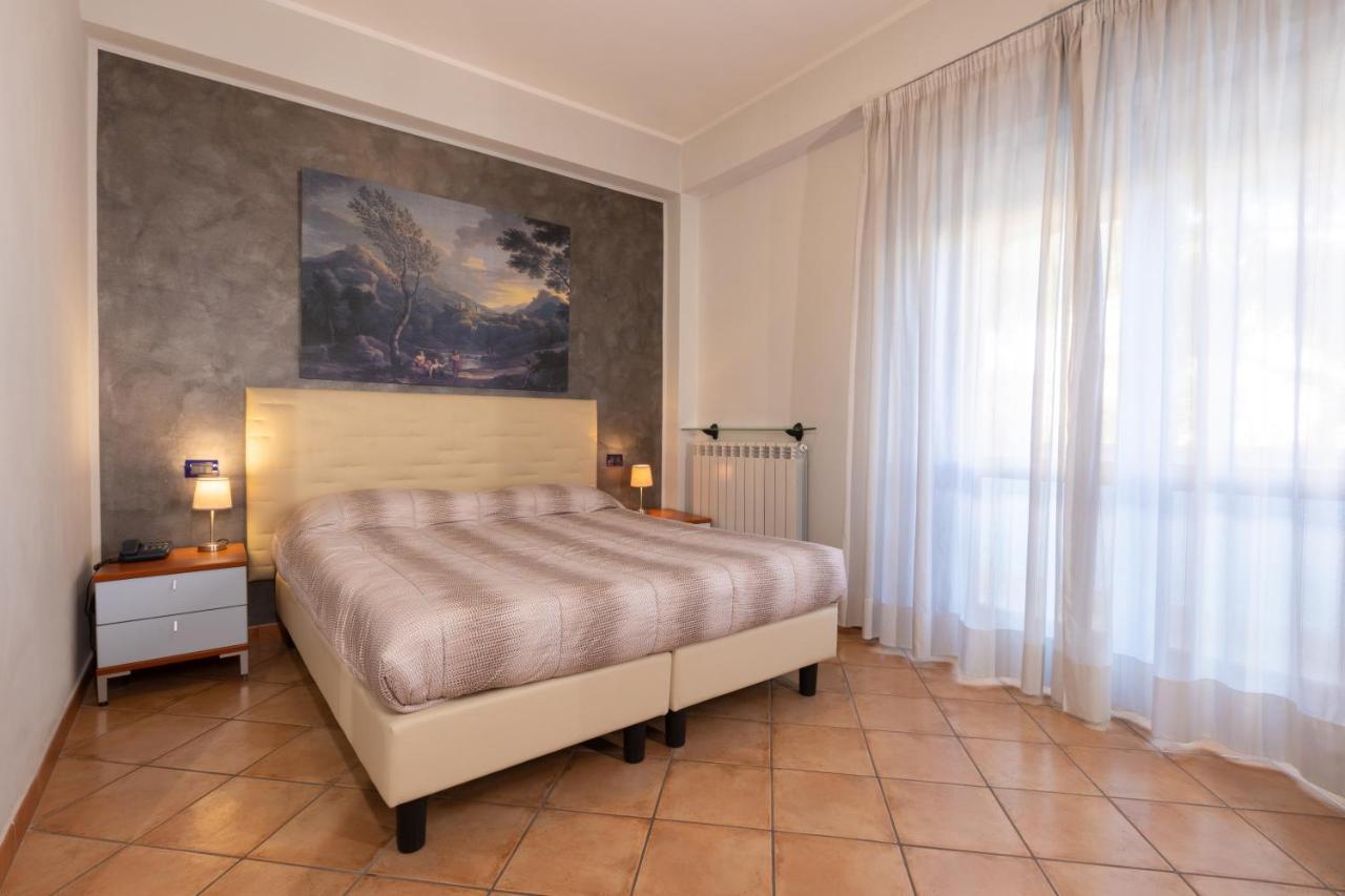 Hotel Azzurro LʼAquila Dış mekan fotoğraf