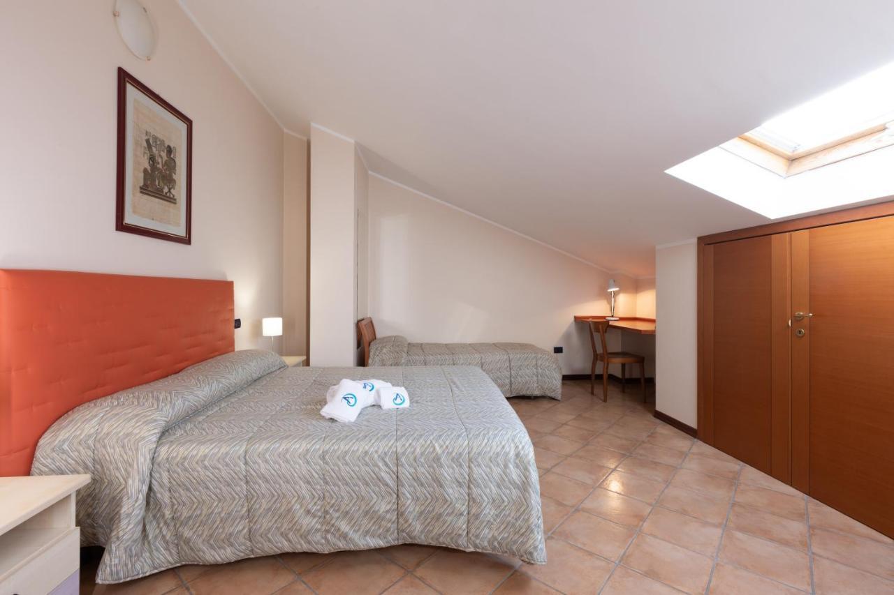 Hotel Azzurro LʼAquila Dış mekan fotoğraf