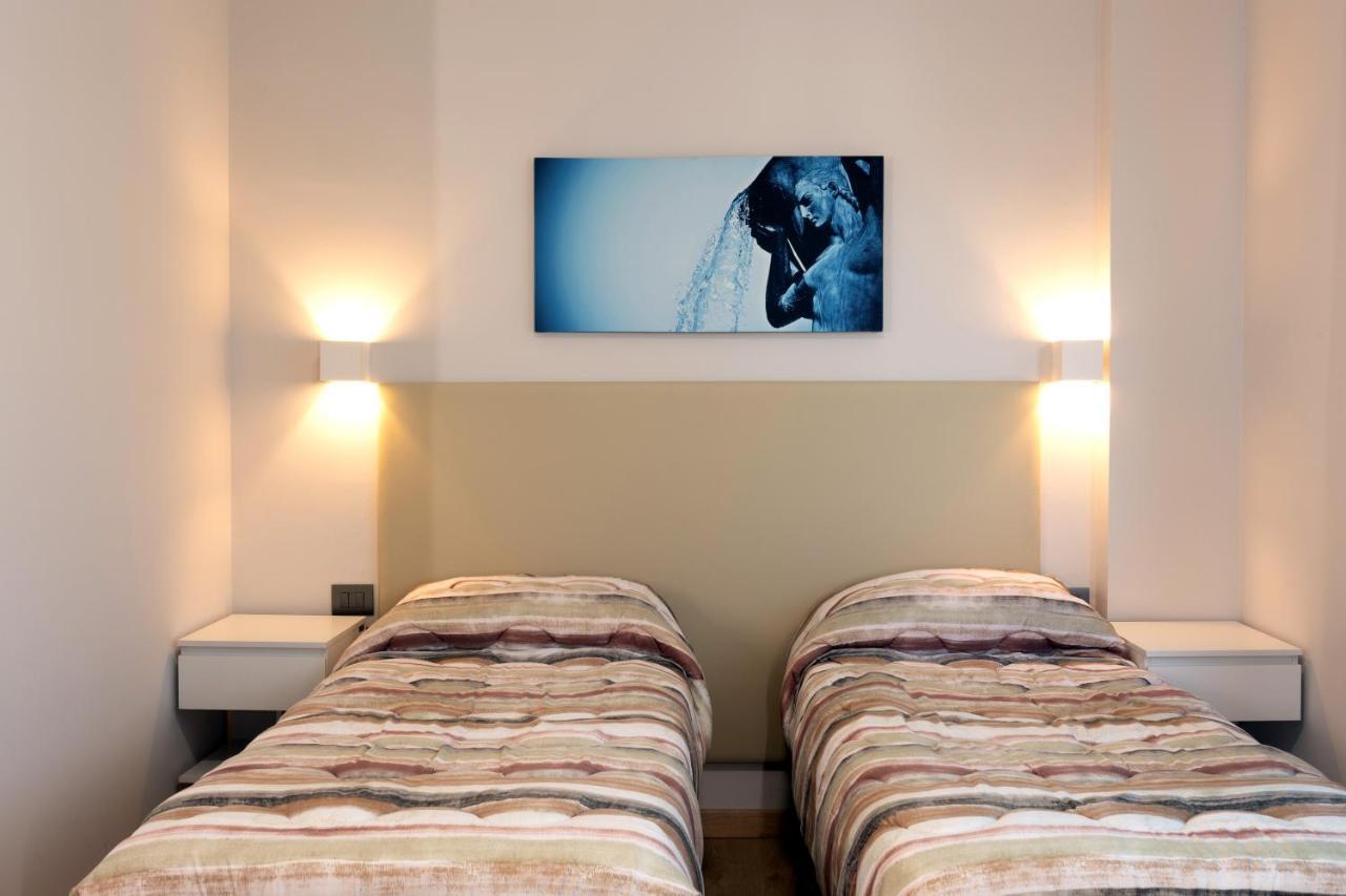 Hotel Azzurro LʼAquila Dış mekan fotoğraf